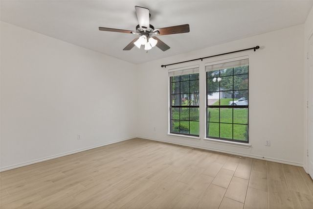 7921 Kendra Lane, North Richland Hills, TX 76182
