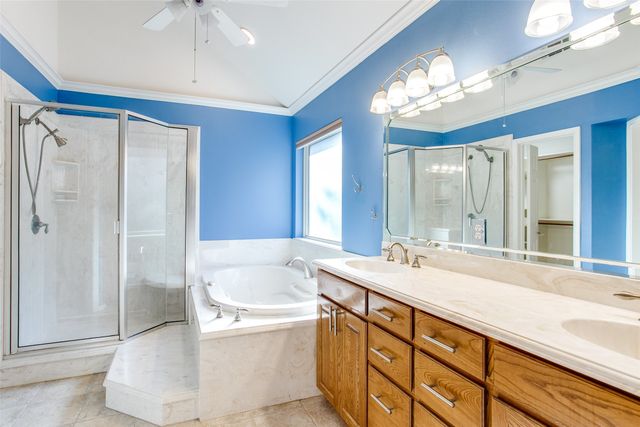 7921 Kendra Lane, North Richland Hills, TX 76182