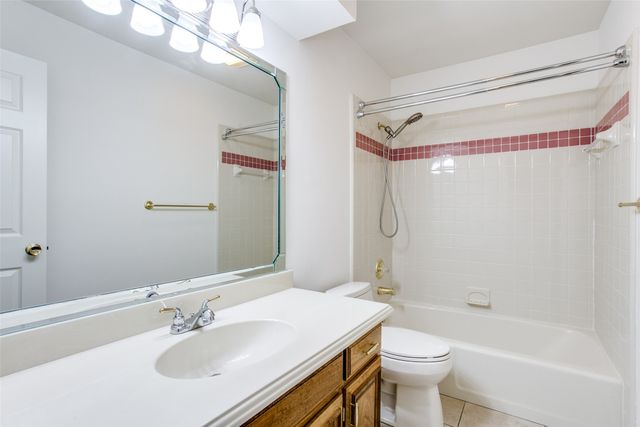 7921 Kendra Lane, North Richland Hills, TX 76182