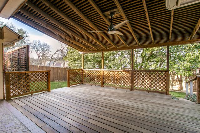 7921 Kendra Lane, North Richland Hills, TX 76182