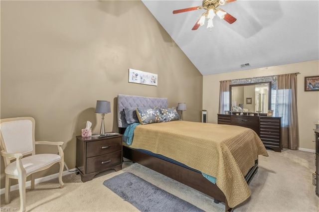 3801 Pamunkey River Reach Apt A, Portsmouth, VA 23703