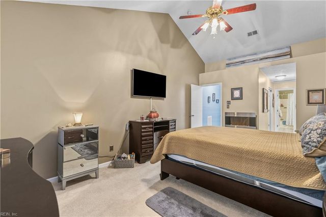 3801 Pamunkey River Reach Apt A, Portsmouth, VA 23703