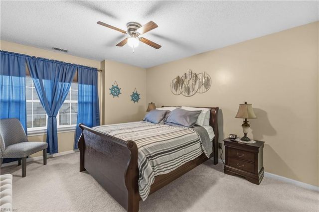 3801 Pamunkey River Reach Apt A, Portsmouth, VA 23703