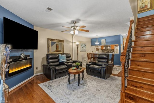 3801 Pamunkey River Reach Apt A, Portsmouth, VA 23703