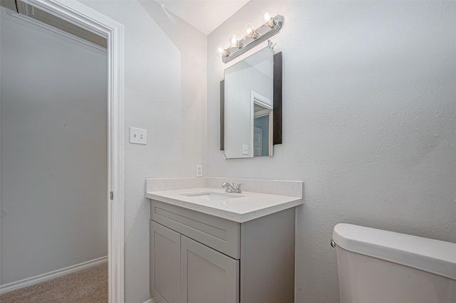 10327 Sablebrook Lane, Houston, TX 77095