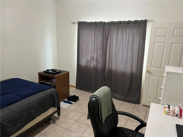 6816 Geyser Ave, Reseda, CA 91335