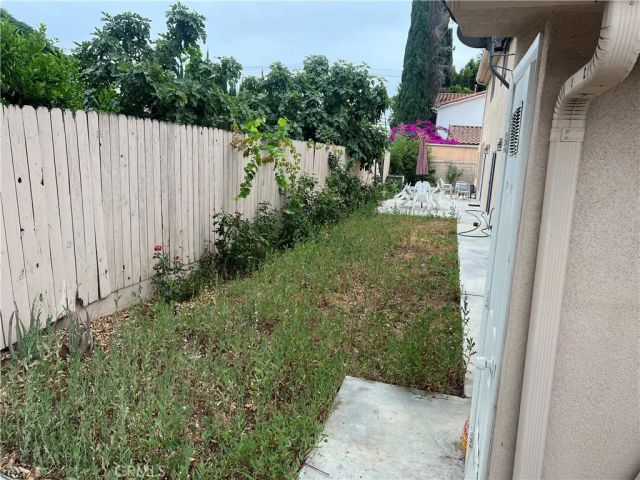 6816 Geyser Ave, Reseda, CA 91335