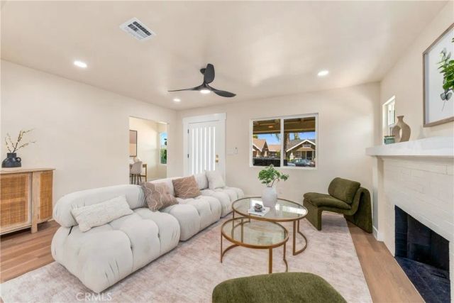 1724 W 43rd Street, Los Angeles, CA 90062
