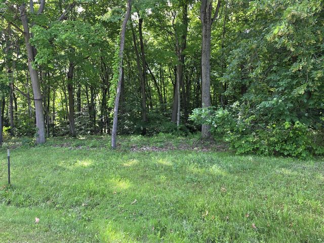 17647 Summerhill Lane, New Buffalo, MI 49117