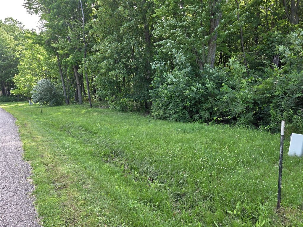 17647 Summerhill Lane, New Buffalo, MI 49117