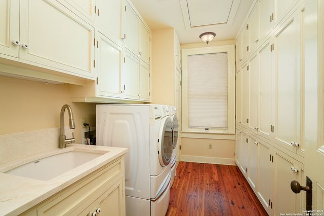 501 W French PL, San Antonio, TX 78212