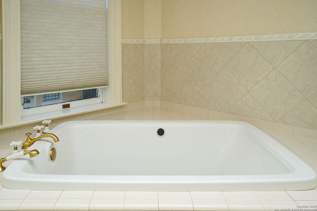 501 W French PL, San Antonio, TX 78212