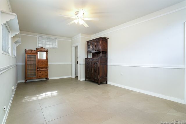 501 W French PL, San Antonio, TX 78212