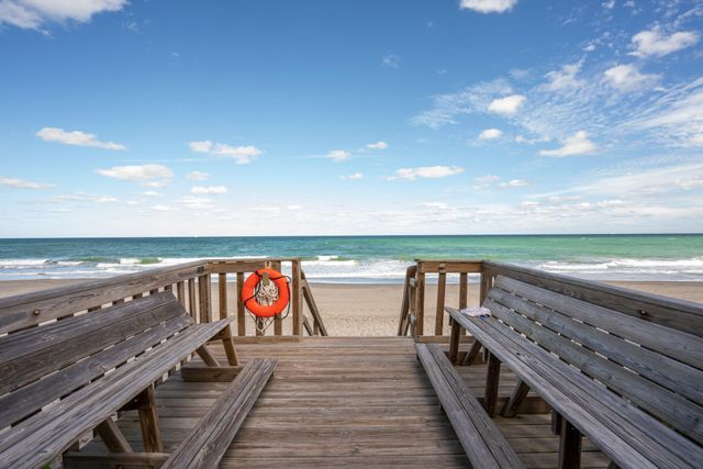 187 Shelter Lane, Jupiter, FL 33469