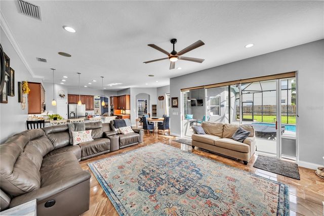 1031 EMERALD HILL WAY, Valrico, FL 33594