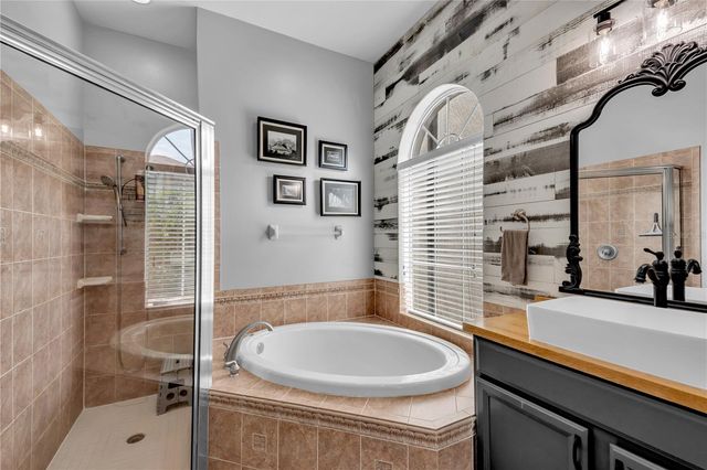 1031 EMERALD HILL WAY, Valrico, FL 33594