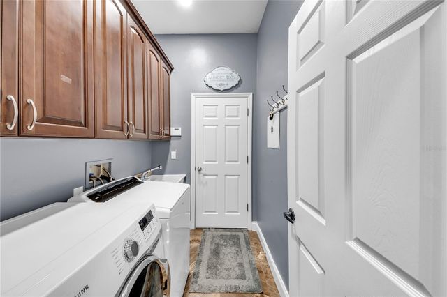 1031 EMERALD HILL WAY, Valrico, FL 33594