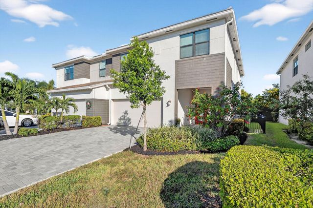8731 Antarus Drive, Lake Worth, FL 33467