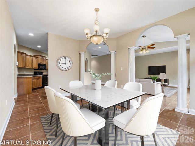 44 Pacifico Drive, Asheville, NC 28806