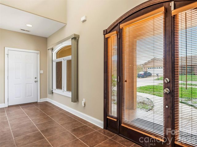 44 Pacifico Drive, Asheville, NC 28806