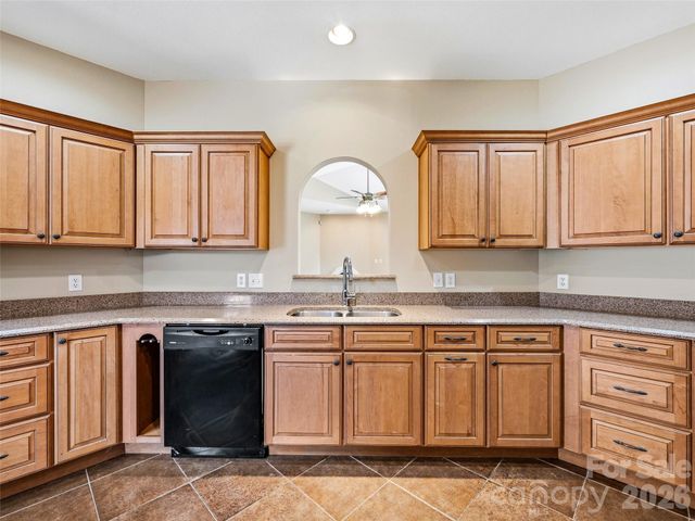 44 Pacifico Drive, Asheville, NC 28806