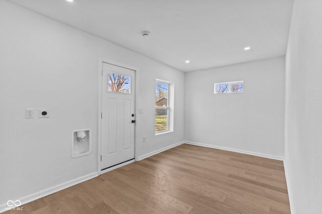 6506 Twin Brooks Drive, Indianapolis, IN 46227