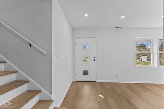 6506 Twin Brooks Drive, Indianapolis, IN 46227