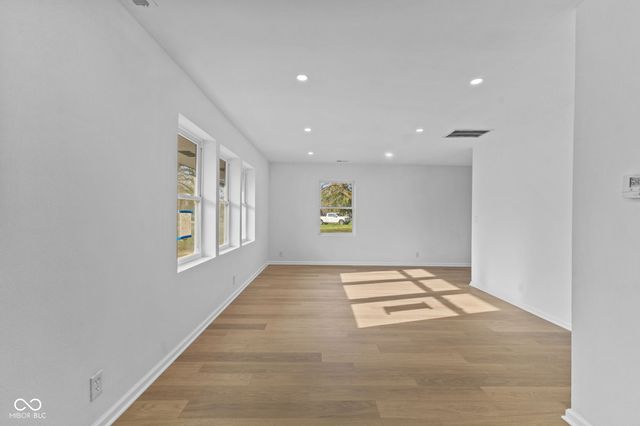 6506 Twin Brooks Drive, Indianapolis, IN 46227