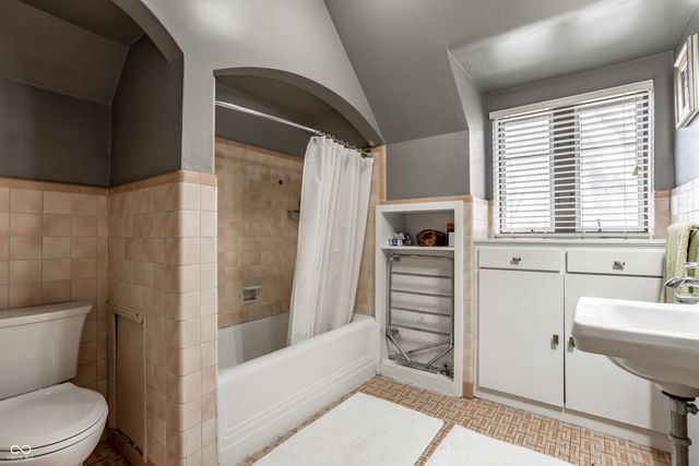 36 W 56th Street, Indianapolis, IN 46208