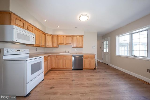 1539 W BENSALEM AVE, Bensalem, PA 19020