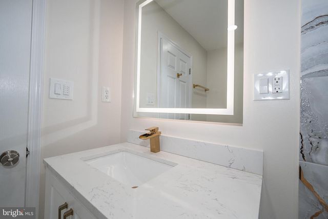 1539 W BENSALEM AVE, Bensalem, PA 19020