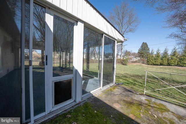 1539 W BENSALEM AVE, Bensalem, PA 19020