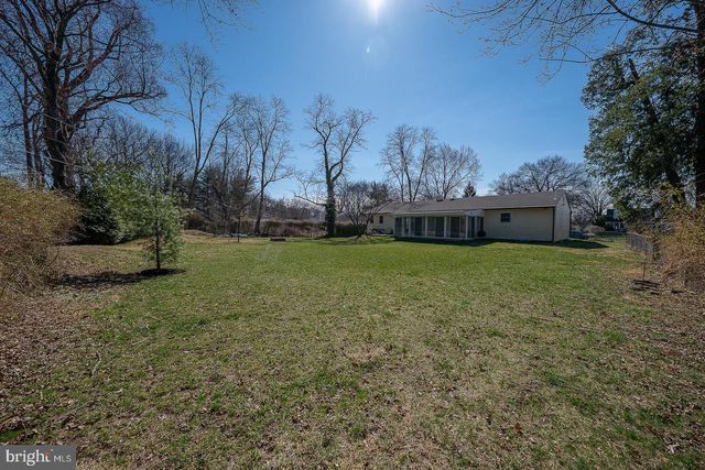 1539 W BENSALEM AVE, Bensalem, PA 19020