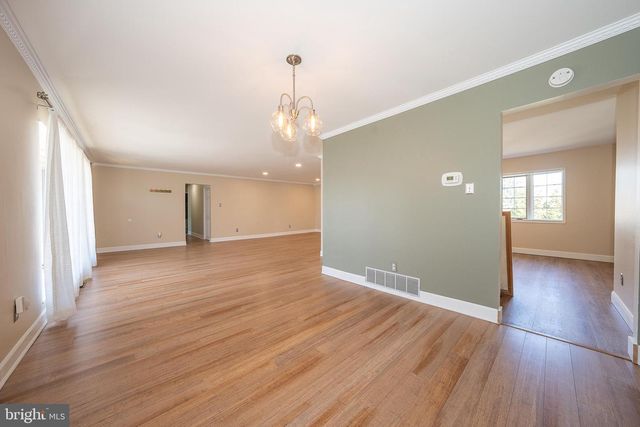 1539 W BENSALEM AVE, Bensalem, PA 19020