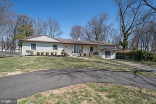 1539 W BENSALEM AVE, Bensalem, PA 19020