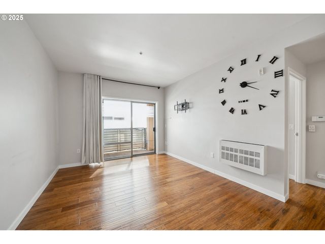 701 COLUMBIA St 715, Vancouver, WA 98660