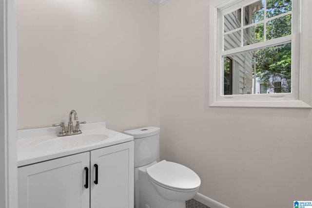 428 VALLEY ROAD, Birmingham, AL 35206