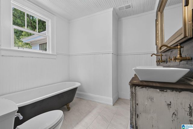 428 VALLEY ROAD, Birmingham, AL 35206