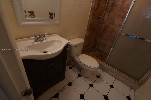 500 Executive Center Drive 1J, West Palm Beach, FL 33401