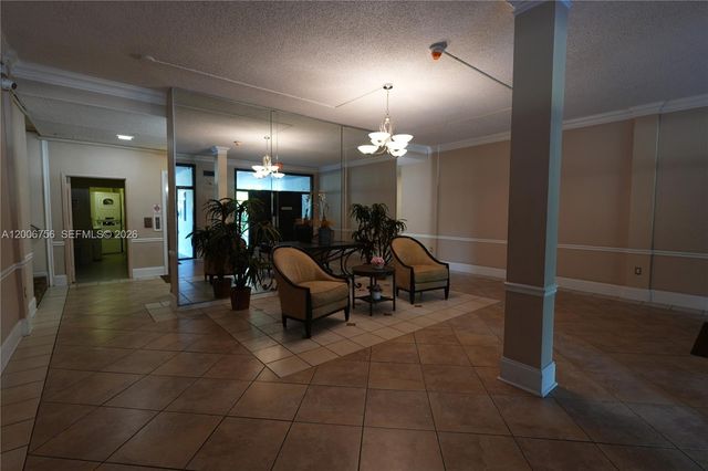 500 Executive Center Drive 1J, West Palm Beach, FL 33401