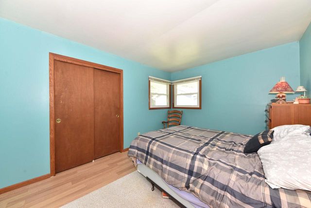 W193S7137 Hillview DRIVE, Muskego, WI 53150