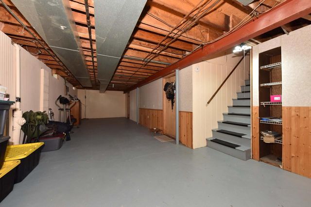 W193S7137 Hillview DRIVE, Muskego, WI 53150
