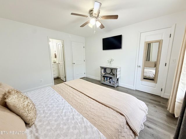 305 Jackson St, Sevierville, TN 37862