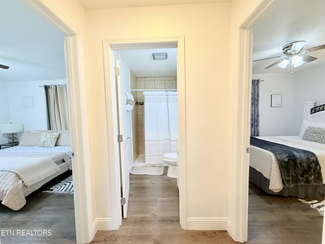 305 Jackson St, Sevierville, TN 37862
