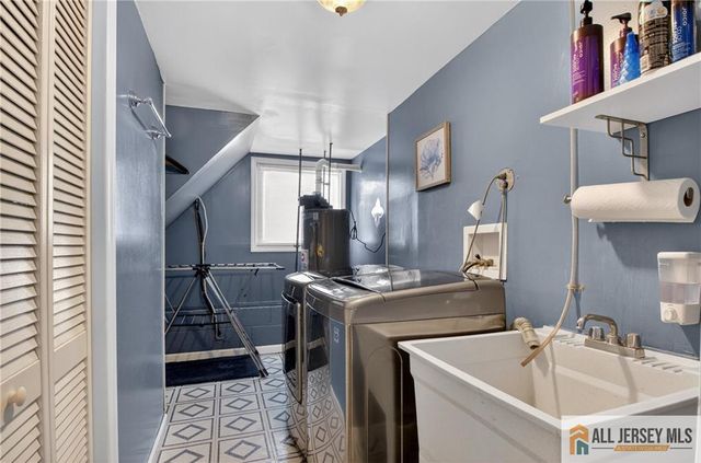 44 Shirley Boulevard, Old Bridge, NJ 08857