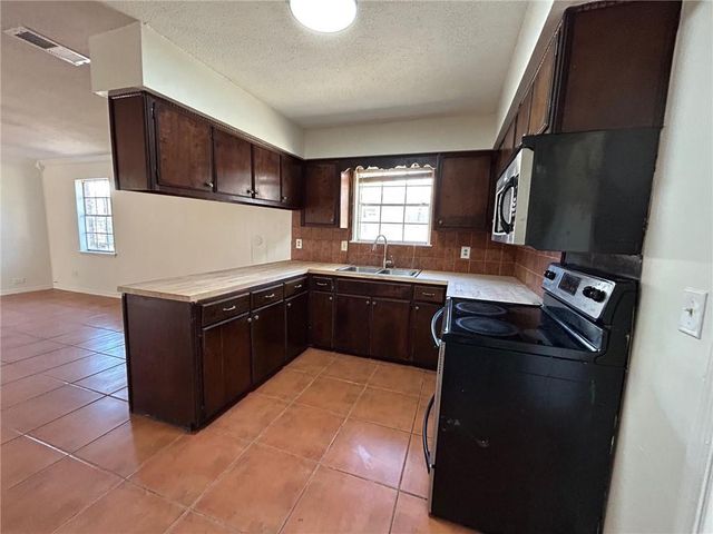 2603 St Stephens Road, Mobile, AL 36617