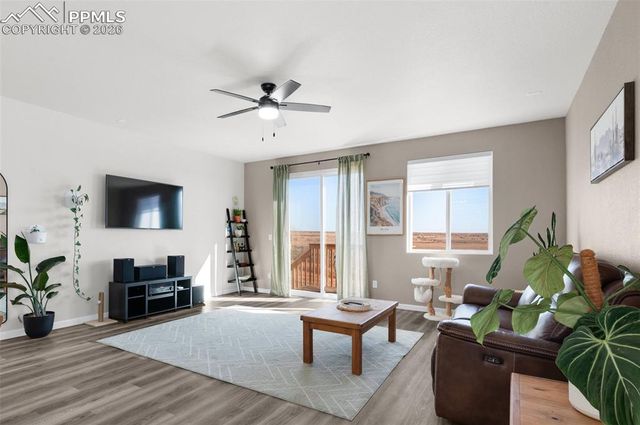 3430 Bella Luna Drive, Pueblo, CO 81001