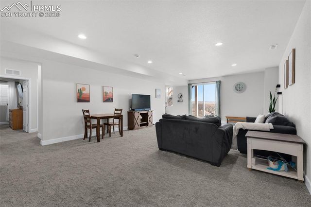 3430 Bella Luna Drive, Pueblo, CO 81001