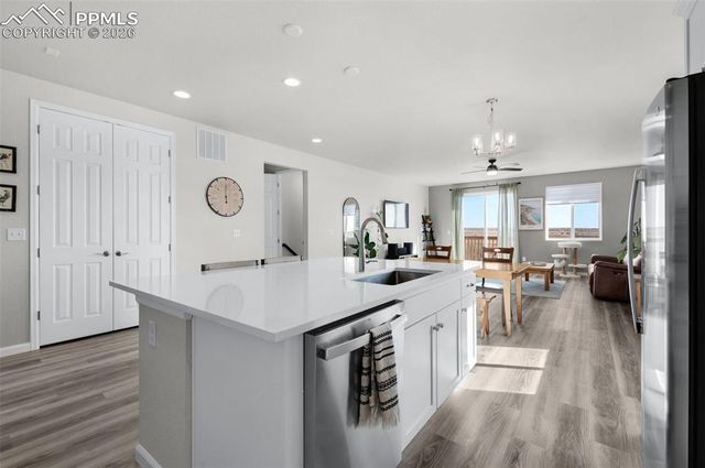 3430 Bella Luna Drive, Pueblo, CO 81001