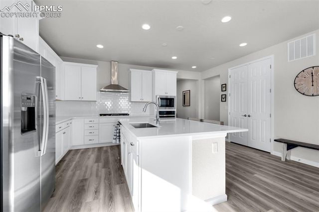 3430 Bella Luna Drive, Pueblo, CO 81001